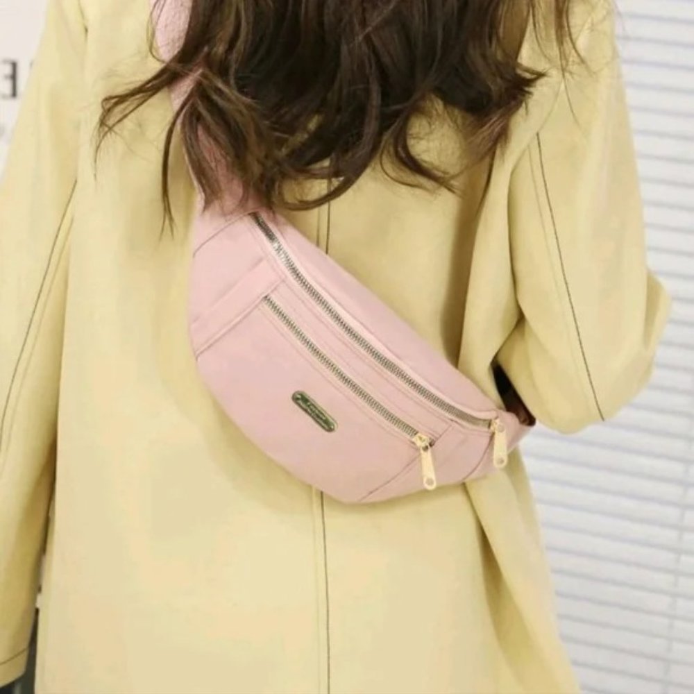 NWT pink belt bag! - Picture 5 of 5